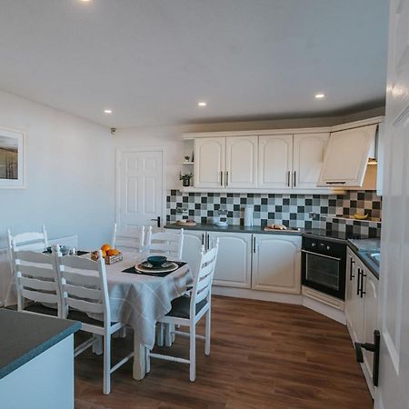 Tideaway - Cosy Seaside Village Bungalow Near Beach Castlerock Exterior foto